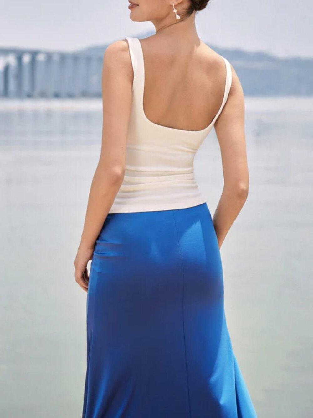 OGL White Open Back High Neck Ribbed Bra Built In Bra Tank Size Small NWT